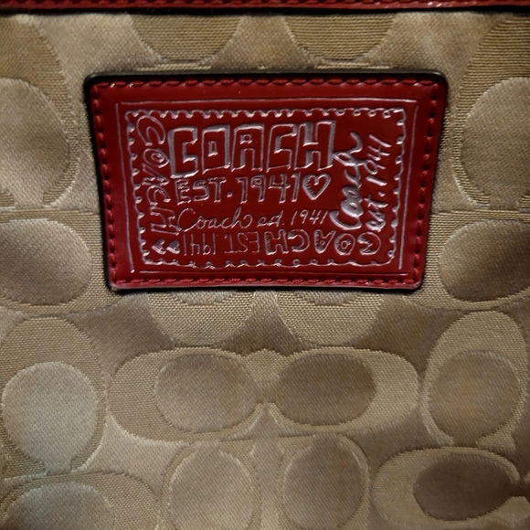 Coach Poppy Crossbody, used - Picture 2 of 9